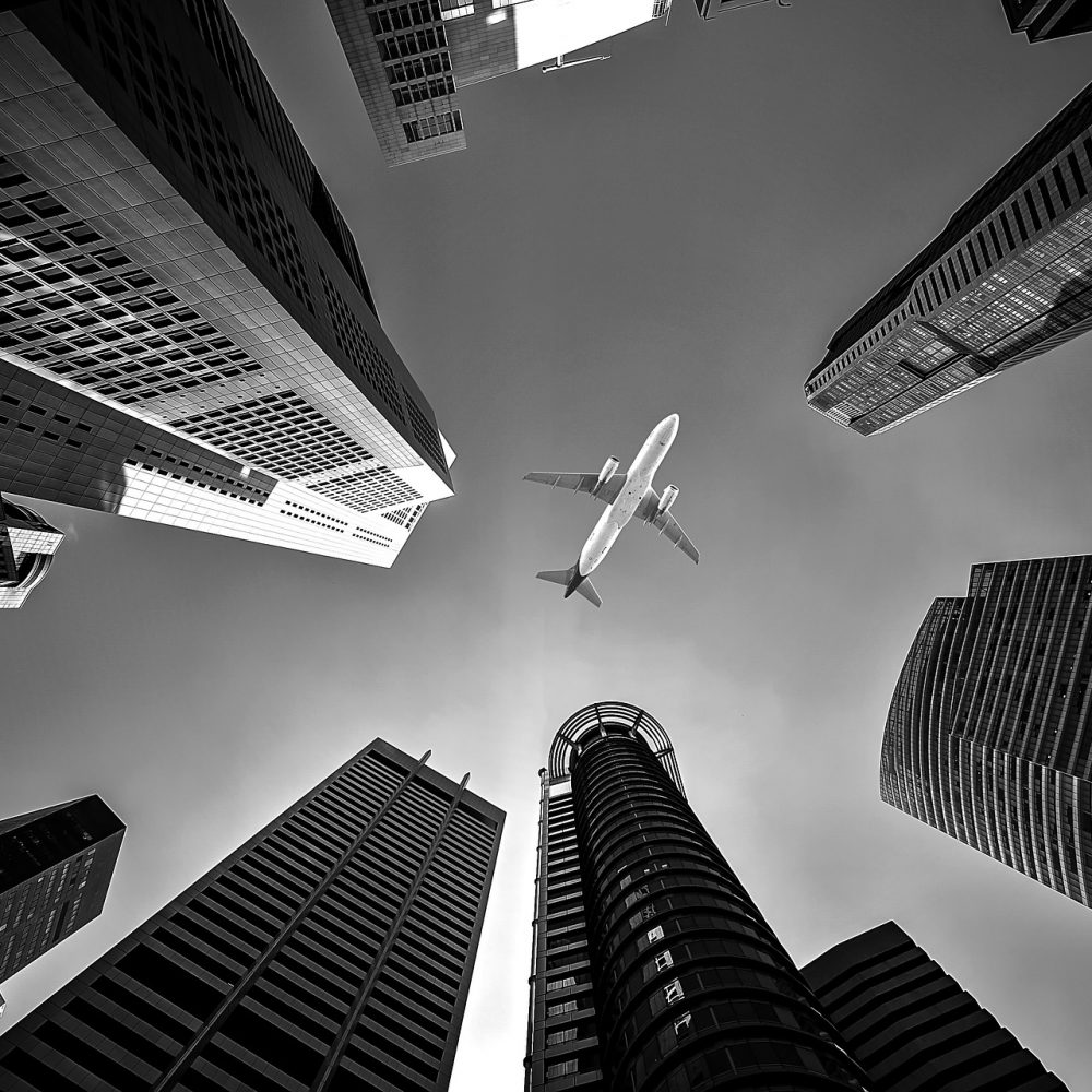 airplane-1807486_1920